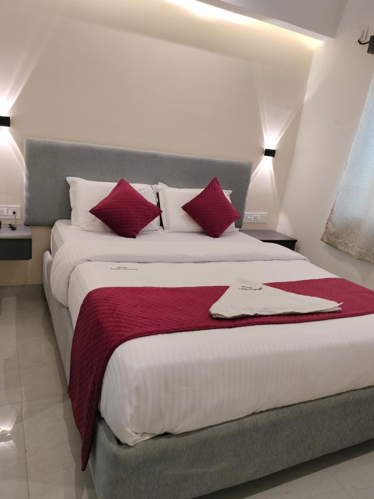 Hotel Paramount Visakhapatnam Zewnętrze zdjęcie