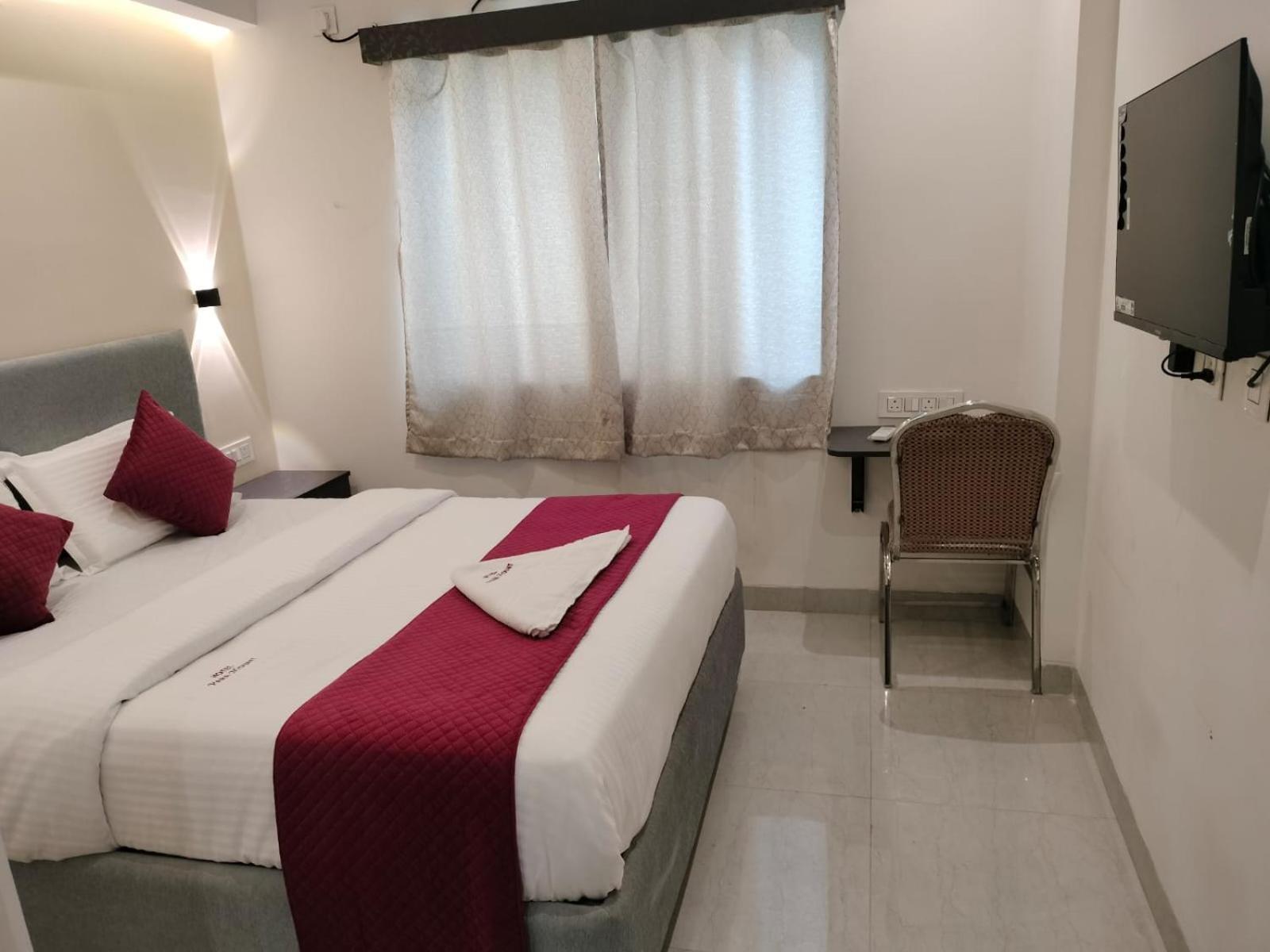 Hotel Paramount Visakhapatnam Zewnętrze zdjęcie